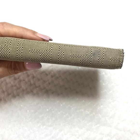 Authentic Fendi Logo canvas and leather wallet - Picture 9 of 9